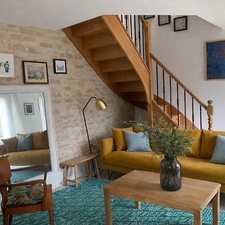 Maison Familiale A Deux Pas Du Zoo De Thoiry Ferienhaus Autouillet