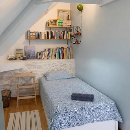 Maison Familiale A Deux Pas Du Zoo De Thoiry Ferienhaus *
